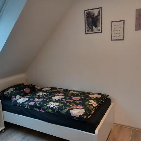 Neubau: Im Suddenfeld - Zentral Und Doch Ruhig Gelegen Apartment