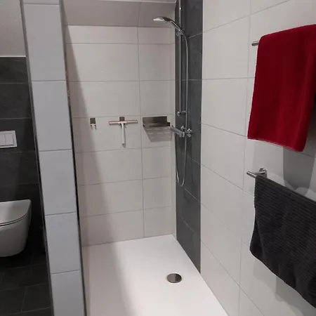 Apartmán Neubau: Im Suddenfeld - Zentral Und Doch Ruhig Gelegen