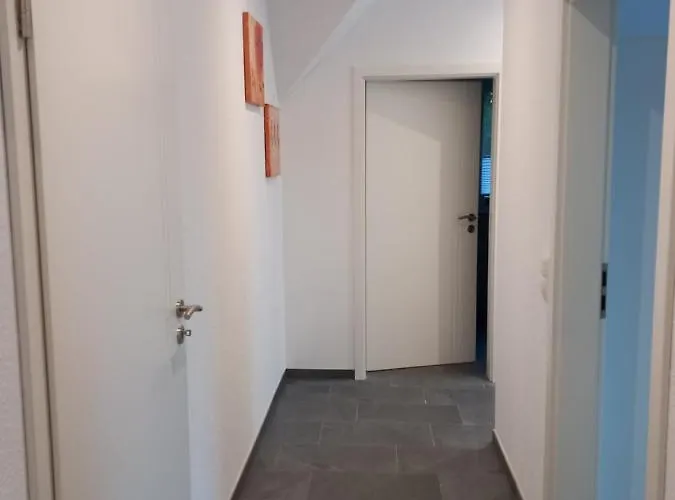 Neubau: Im Suddenfeld - Zentral Und Doch Ruhig Gelegen *